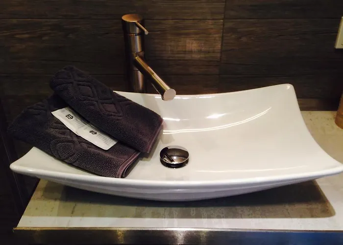 Maxhof Апартаменты Трир